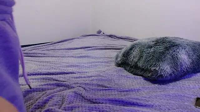 Snapshot of MarillynMorgan chatting on March 8, 9:40 pm MarillynMorgan online show from March 8, 9:40 pm