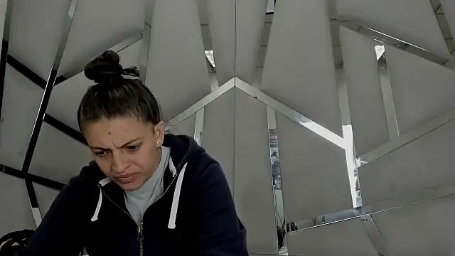 Alyssa Noah online show from April 30, 3:02 am