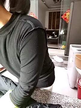 mimi2052 online show from December 18, 12:27 am