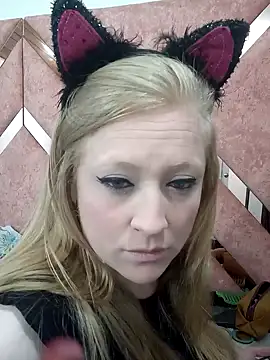 AliceCat 02 online show from December 3, 4:53 am