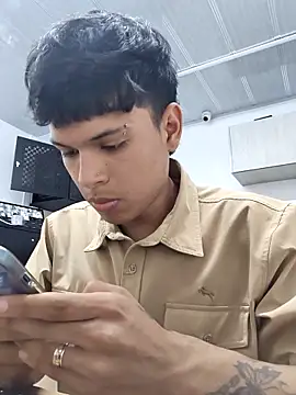 Super boys1 online show from April 22, 10:11 pm