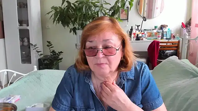 Snapshot of rekelme chatting on October 4, 8:34 am rekelme online show from October 4, 8:34 am