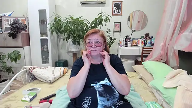 Snapshot of rekelme chatting on November 8, 2:28 pm rekelme online show from November 8, 2:28 pm