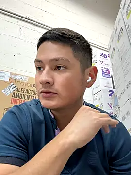 aelor2028 online show from December 2, 9:43 pm