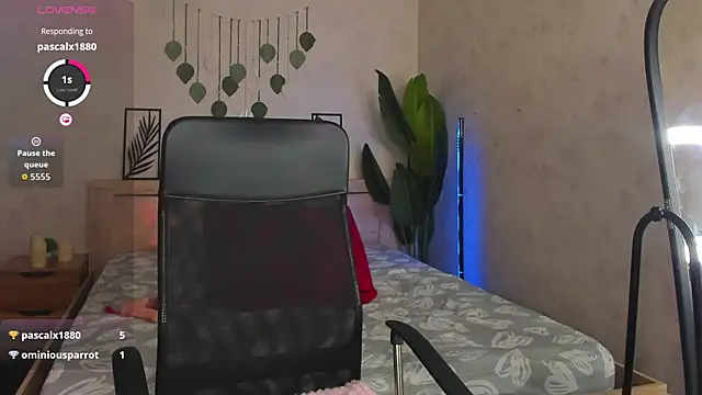 Snapshot of Alicia_Hars chatting on June 24, 12:09 am Alicia Hars online show from June 24, 12:09 am