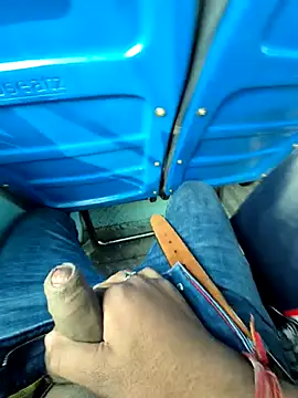 cuteplayboy22  online show from January 18, 4:16 am