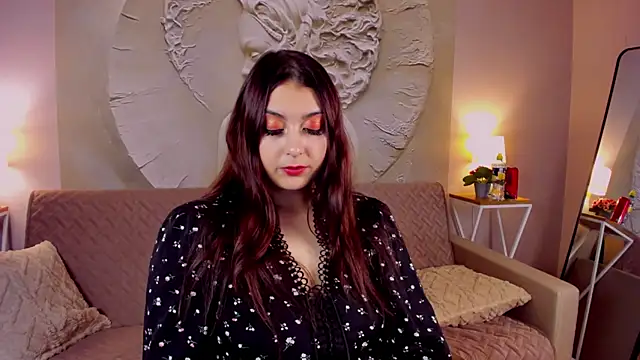 Snapshot of EvelineLaws chatting on November 29, 10:29 am EvelineLaws online show from November 29, 10:29 am