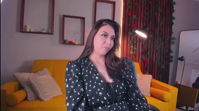 Snapshot of EvelineLaws chatting on December 4, 9:51 am EvelineLaws online show from December 4, 9:51 am