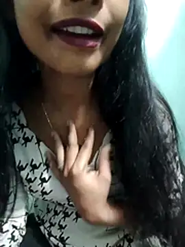 Zoyaa-Zubair online show from March 12, 7:09 pm