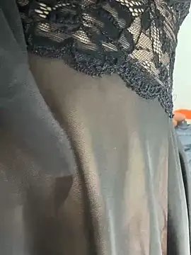 light wei online show from June 27, 3:39 pm