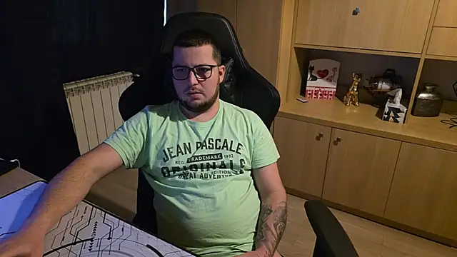 kevinnlovelly online show from February 9, 7:45 am