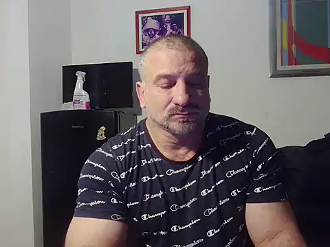 Mauro7788 online show from May 8, 9:47 am