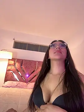 Dafne se online show from December 2, 1:33 am