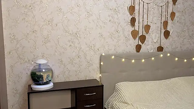 NaomiSwetheart online show from December 5, 2:31 am