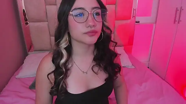 Nana  S online show from March 13, 3:24 am