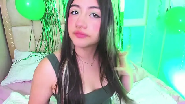 Nana  S online show from March 18, 3:31 am