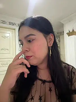 sweet ruby  online show from June 17, 1:41 am