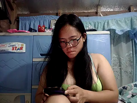 xxdreamgirl69 online show from July 17, 12:39 am