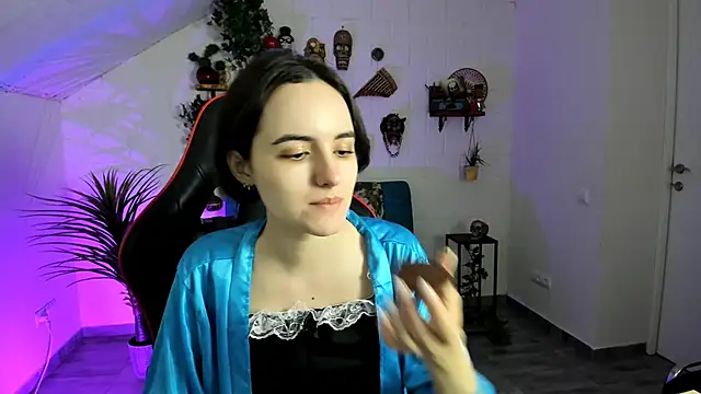 KateWillows online show from February 21, 4:24 am