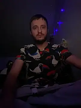 Snapshot of Grek32X chatting on November 30, 10:36 pm Grek32X online show from November 30, 10:36 pm