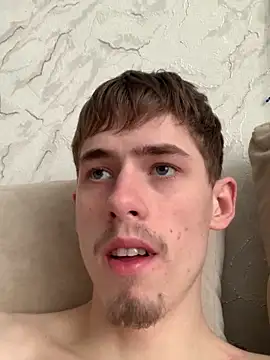 FreeRich online show from February 11, 3:22 am