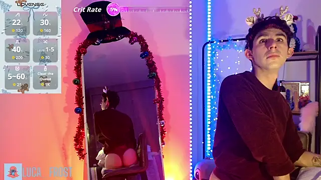 Snapshot of luca_frost chatting on December 4, 11:30 am luca frost online show from December 4, 11:30 am