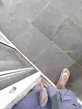 Snapshot of Magrinho2109 chatting on November 28, 4:42 pm Magrinho2109 online show from November 28, 4:42 pm