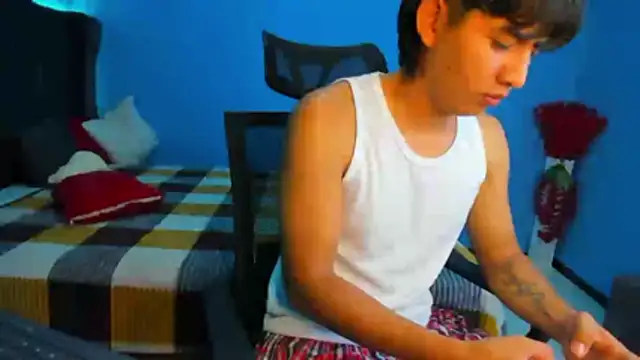 Mikke18 online show from February 25, 4:55 am