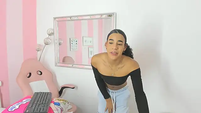 Amaia Monroe online show from January 10, 11:31 pm