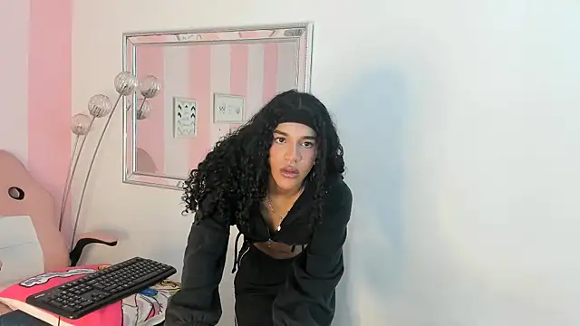 Amaia Monroe online show from February 20, 3:47 am