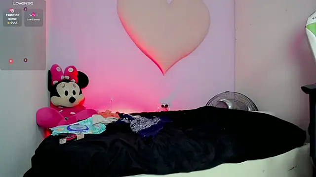 Mishell hot  online show from December 2, 7:53 pm