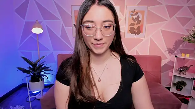 Snapshot of SwettieSammy chatting on July 18, 2:43 pm SwettieSammy online show from July 18, 2:43 pm