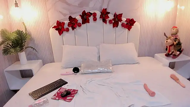 CHLOE BLOWJOB online show from December 19, 9:22 pm