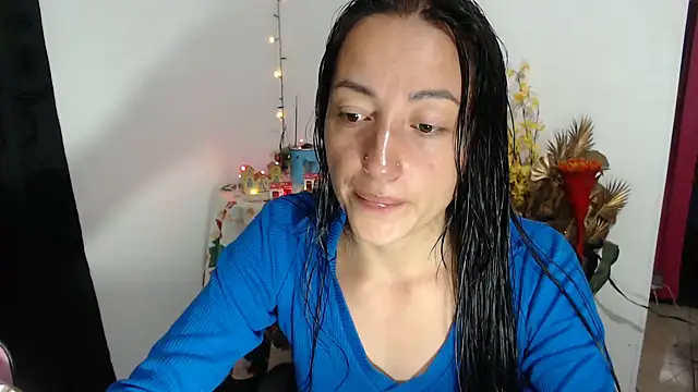 Megaan-love5 online show from December 3, 3:58 am