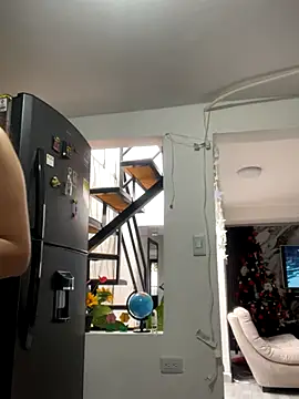 kayla lumin online show from December 2, 3:51 pm