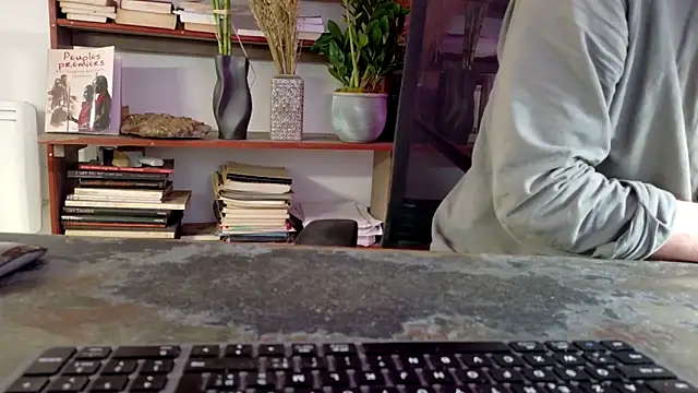 diogene11 online show from December 1, 11:37 am