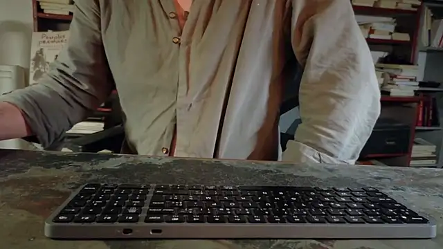 diogene11 online show from December 2, 1:55 am