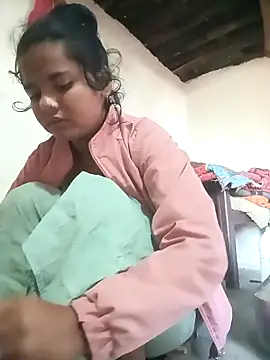 Snapshot of Monka_cute34 chatting on December 16, 2:38 am Monka cute34 online show from December 16, 2:38 am