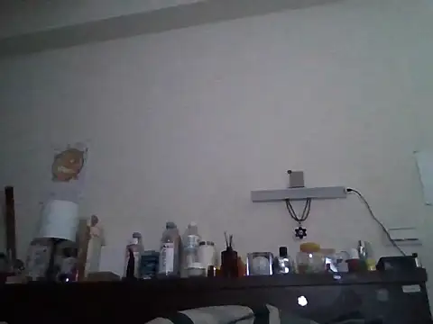 ilove90123 online show from March 16, 8:18 am