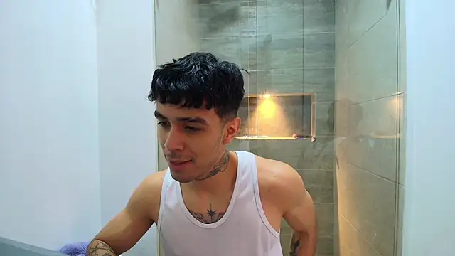 Snapshot of liorvante chatting on January 7, 5:37 pm liorvante online show from January 7, 5:37 pm