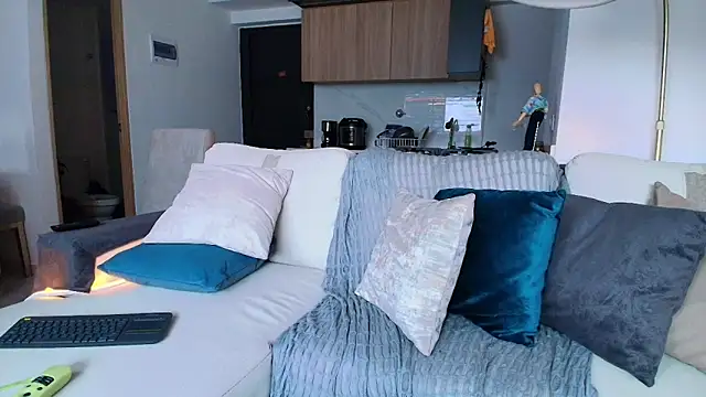 Snapshot of liorvante chatting on January 14, 10:58 pm liorvante online show from January 14, 10:58 pm