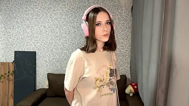 EvaLoveer online show from December 2, 11:04 am