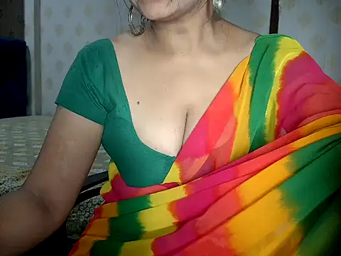 Hotronita123 online show from June 11, 5:11 pm