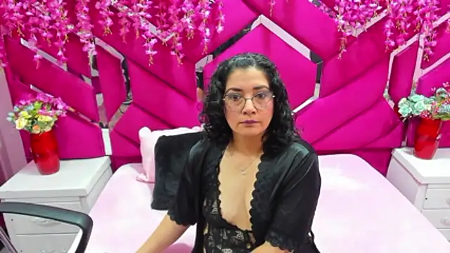 Alexa Sanz online show from December 17, 7:20 pm