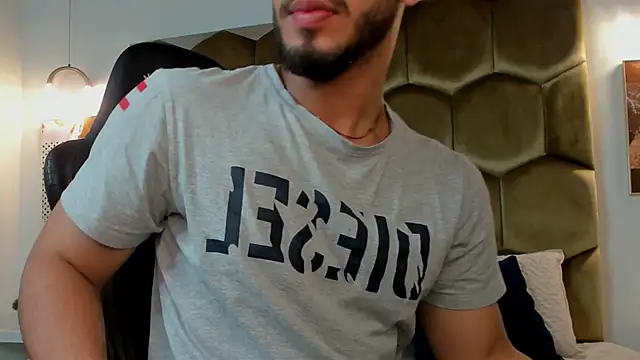 Franco banderas online show from February 16, 9:27 am