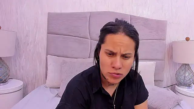 Naomii BDSM online show from March 4, 8:04 pm