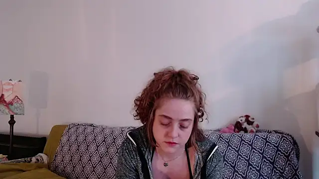 DeliaBlew online show from January 17, 8:34 pm