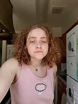 DeliaBlew online show from April 21, 6:34 pm