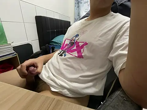 hiiiizzzz online show from January 19, 8:29 am