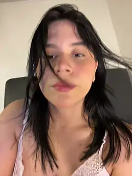 Snapshot of sarita_bibies19 chatting on July 12, 9:22 am sarita bibies19 online show from July 12, 9:22 am